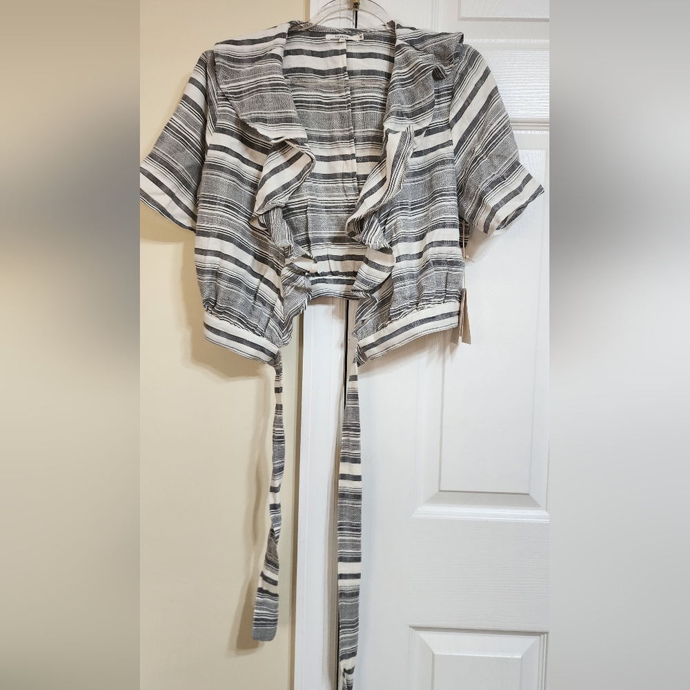Striped Black and White Women's Top - Picture 2 of 6